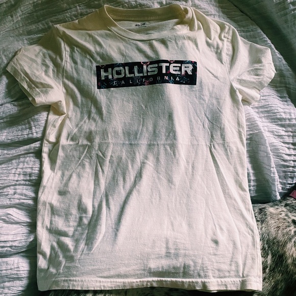 Hollister tee - Picture 5 of 8
